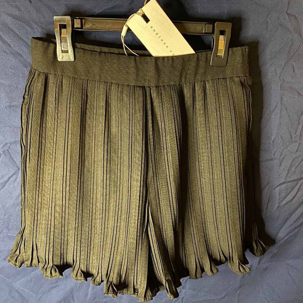Endless Rose Pleated Shorts (Black, NWT)